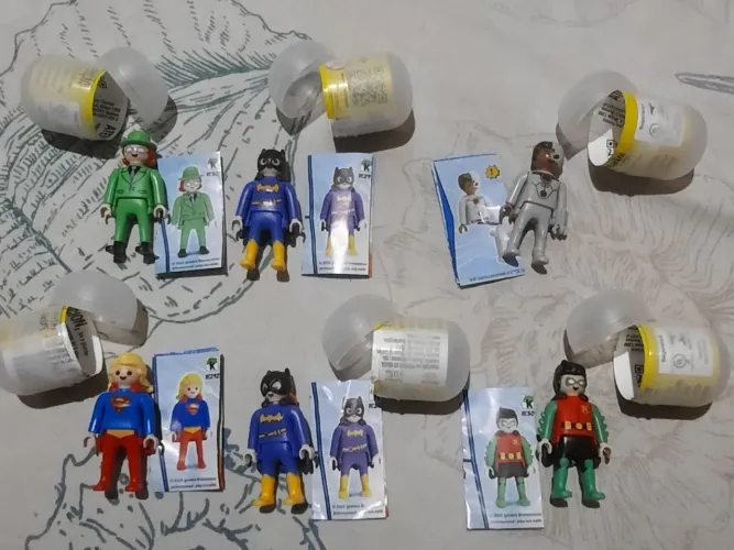 Playmobil kinder Ovo CADA UM R$10,00