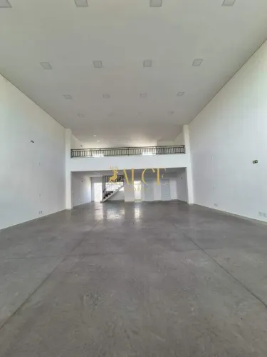 Salão Comercial para Alugar em Indaiatuba (Jardim Barcelona) | 223,61 m² | 2 Salas | 3 Ban