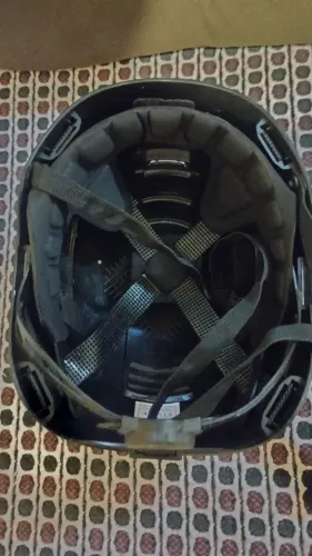 Capacete de alpinismo e proteção Montana Focus