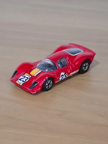 Hot Wheels Ferrari 330 P4