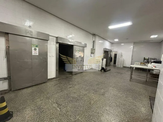 Salão Comercial para Alugar, 300m² - Vila Valparaíso, Santo André/SP.