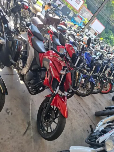 Yamaha FZ25 2023