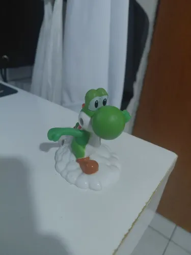 Boneco yoshi