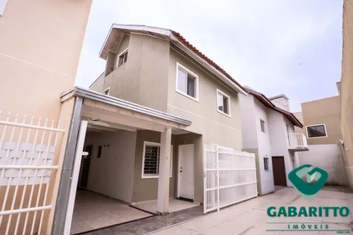 Excelente Sobrado à venda no Uberaba