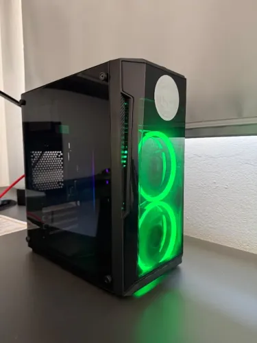 COMPUTADOR DE MESA - DESKTOP