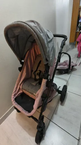 Carrinho e bebê conforto 