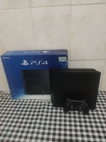 Ps4 Fat 500GB desbloqueado 13.52