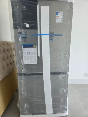 Geladeira Electrolux 3 portas 590l