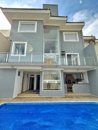 Sobrado no Condominio Tripoli