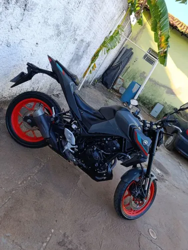 MT-03 - Moto 2023 Impecável - 30.000 km, Pneus Novos e Revisões na Concessionária