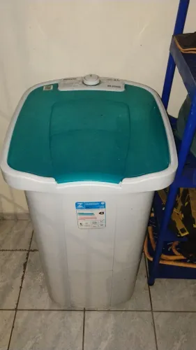 Tanquinho de lavar roupa 