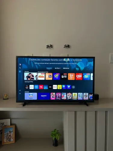 Tv Smart Samsung 32 polegadas- garantia até fevereiro