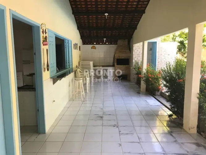 Casa com 6 quartos em Catuama