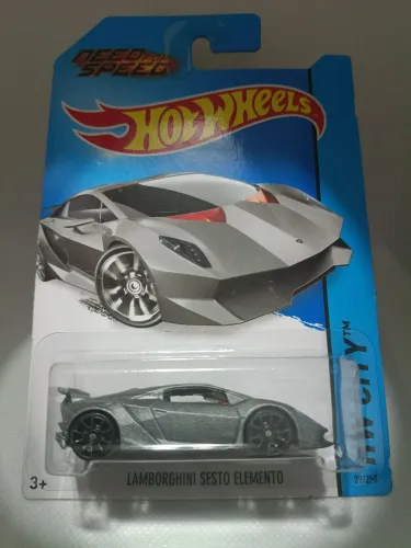 Hot Wheels Lamborghini Sesto Elemento 2013
