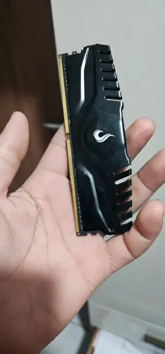 Memória RAM DDR4 16g