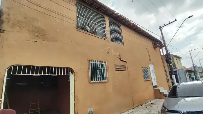 Ey 14 Vendo outro Alugo Casa no bairro Maracangalha