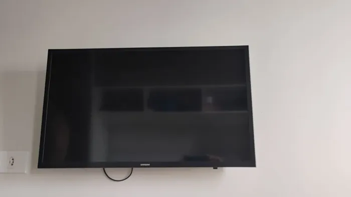 Vendo tv smartv 32 polegadas
