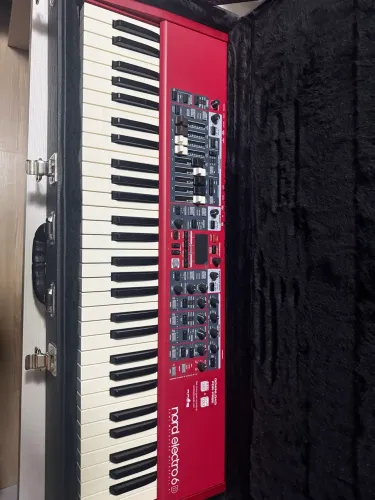 Nord electro 6D 61