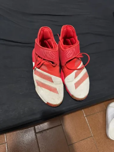 Tênis Adidas Harden