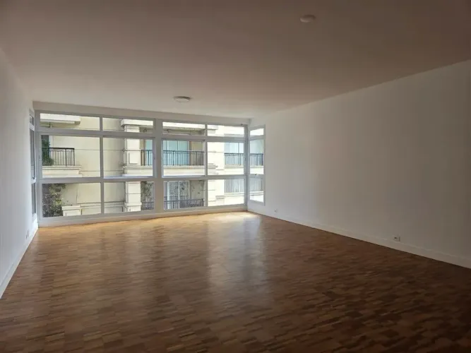 amplo apartamento