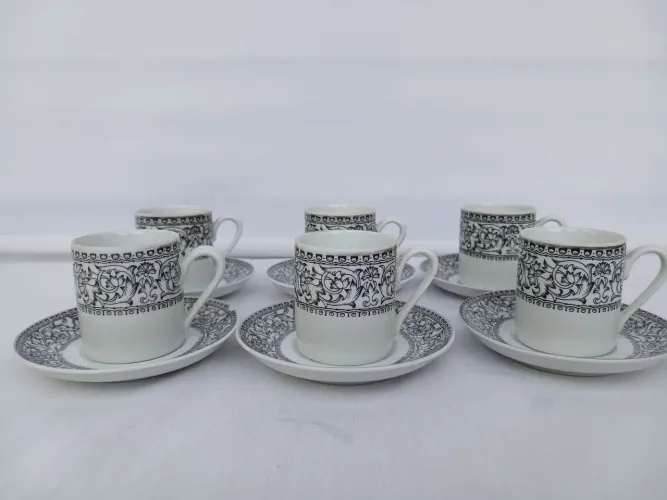 Conjunto 6 Xícaras com Pires - Porcelana Real Brasil - Vintage Preto e Branco