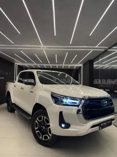 Toyota Hilux CD SRX 4X4 2.8 TDI 16V Diesel Aut. 2018