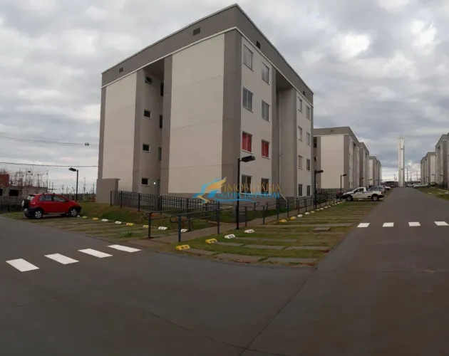 Apartamento com 2 dormitórios para alugar, 43 m² por R$ 1.300,00/mês - Floresta - Cascavel
