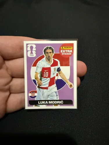 Extra Sticker Purple Luka Modric FIFA World Cup 2026 Panini Original