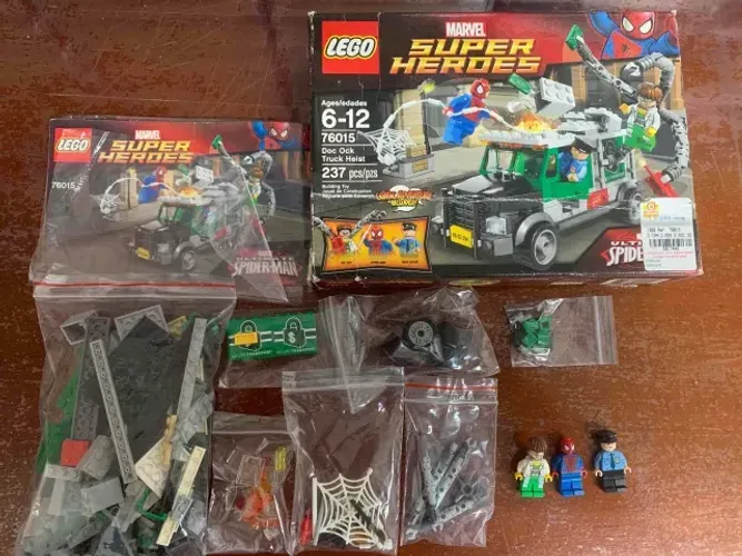 LEGO 76015-1 Doc Ock Truck Heist