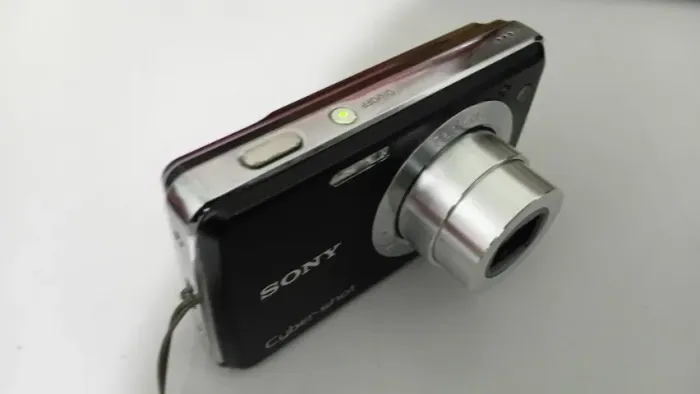 Digital camera Sony Cyber-Shot DSC-W210 black.