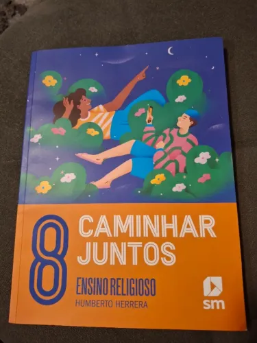 Livro ensino religioso Caminhar Juntos vol 8