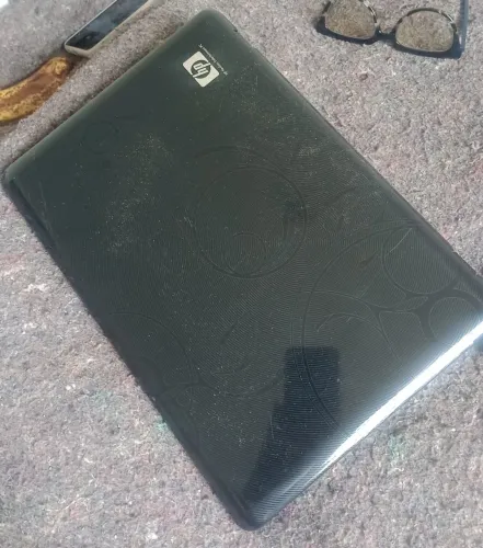 Notebook Hp, conector de energia estragado.