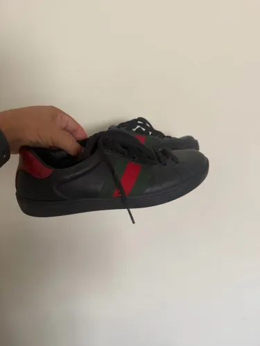 TENIS GUCCI ORIGINAL TAM 40