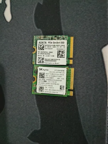 Obs: São dois ssd nvme de 256 GB + 256 GB Especificações Técnicas: Capacidade: 256 GB F
