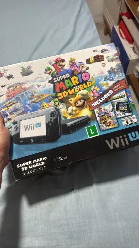 Nintendo WiiU Deluxe Super Mario 3D Wolrd