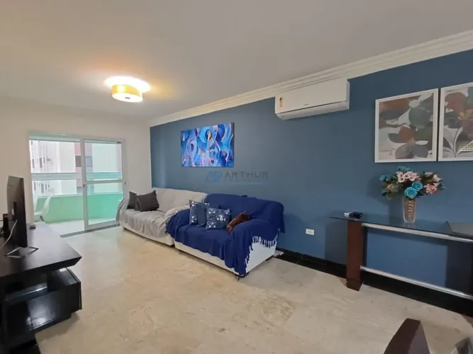 Apartamento para locação em Praia Grande no Canto do Forte a 100m da praia