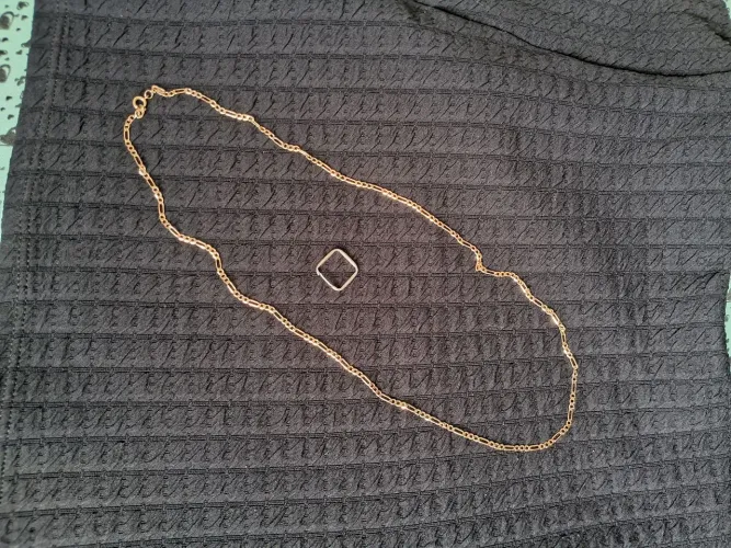 Vende-se cordão da magoold 18k,Com um par argola Prata 