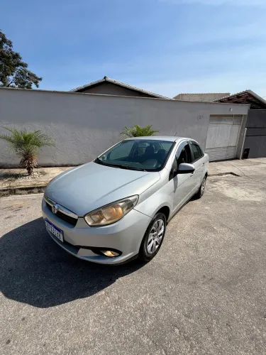 Fiat Grand Siena Attrac. 1.4 EVO F.flex 8V 2013