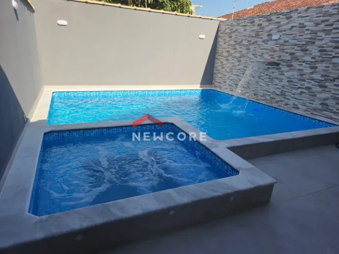 Casa em Avenida Josedy - Balneário Josedy - Peruíbe/SP
