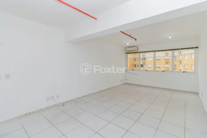 Sala / Conjunto Comercial à venda Avenida Bento Gonçalves, Santo Antônio - Porto Alegre