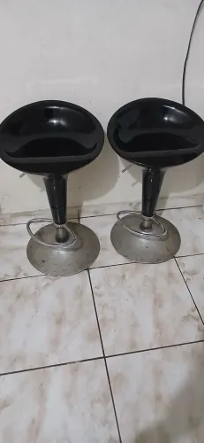 2 Banquetas por preço de 1