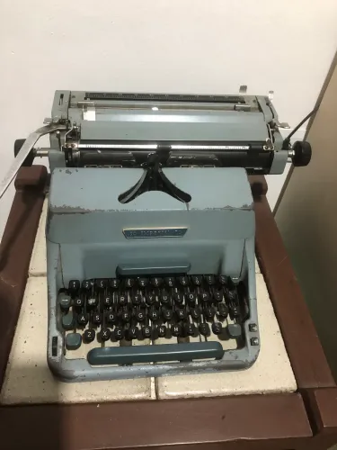 Máquina de datilografia para colecionar , máquina alemã 