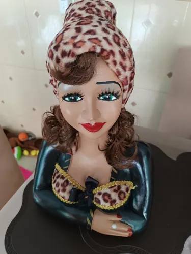Decoração (menina namoradeira)
