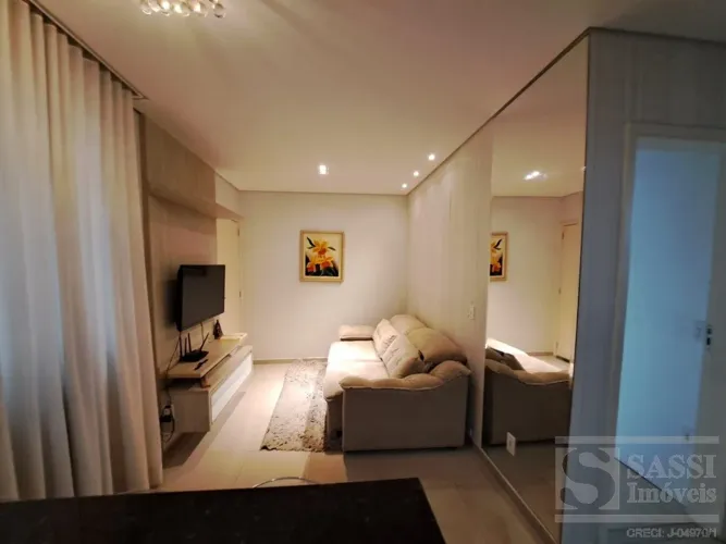 Apartamento em JARDIM LAGO