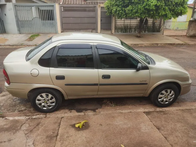 Chevrolet Corsa SED Class.life 1.0/1.0 Flexpower (álcool) 2007