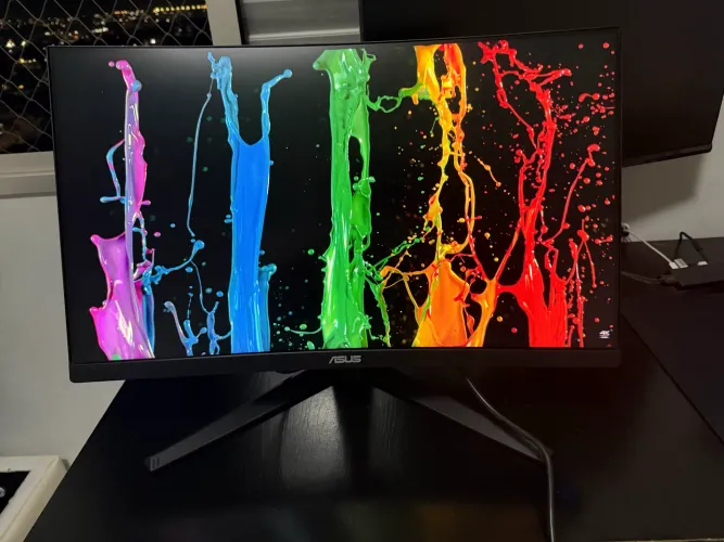 Monitor Gamer Asus TUF Gaming, 23.8 Pol, Curvo, Full HD, 1ms VG24VQ1B