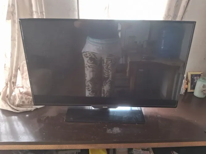 SMART TV 43 POLEGADAS SEMI NOVA