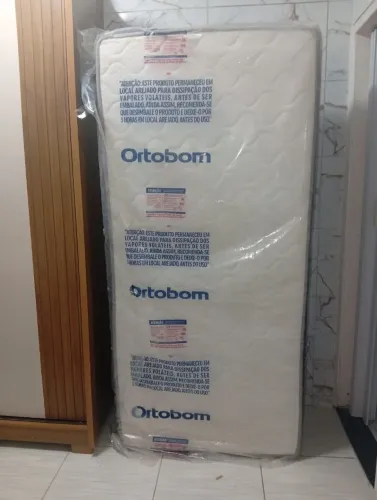 Colchão Ortobom solteiro