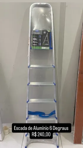 Escada de alumínio 6 degraus