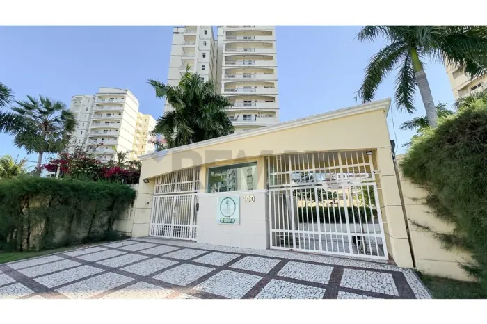 Apartamento de 3 quartos todo projetado / Edifício Gran Parc.